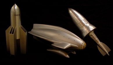 Three models of the 20's/ 30's on the same scale: Oberth spaceship "Friede", spaceship 1 (A. Kutter), Valier spaceship type 4e